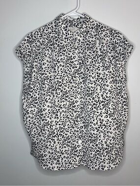 LOFT Black and White Leopard Print Button-Down Cap Sleeve Blouse